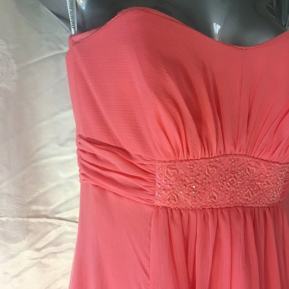 David's Bridal Strapless Beaded Bridesmaid Dress Style F14865 Size 4 Coral Reef - Picture 8 of 9
